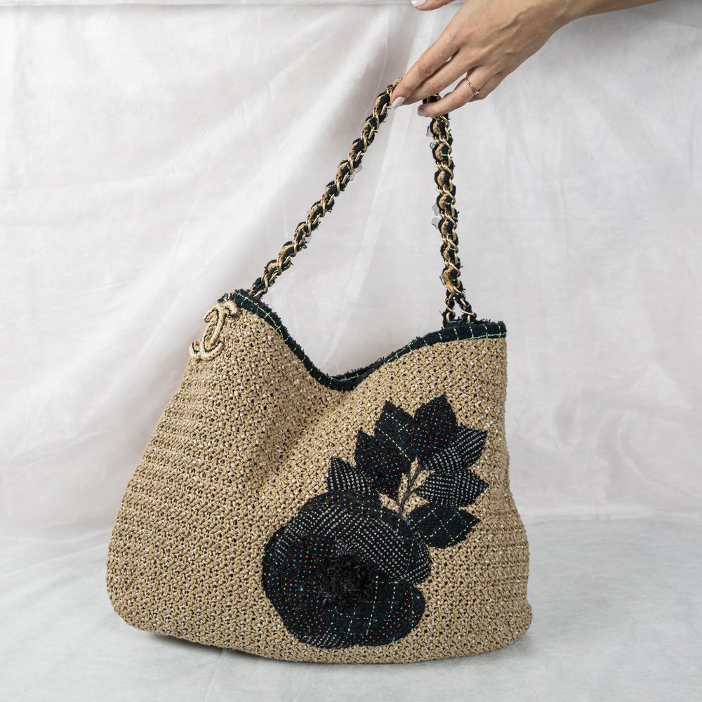 ❌sold❌ CHANEL Coco Country Camellia XL Straw Tote